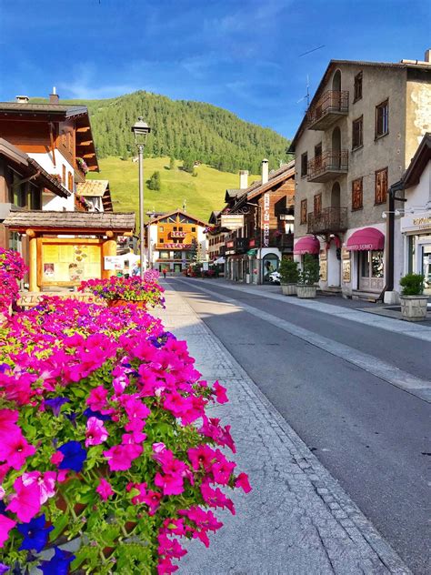 nel centro di Livigno .